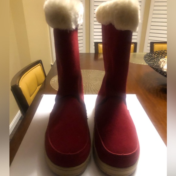 NIB Red Suede Leather Fur Trim Boots 9 - Picture 2 of 6